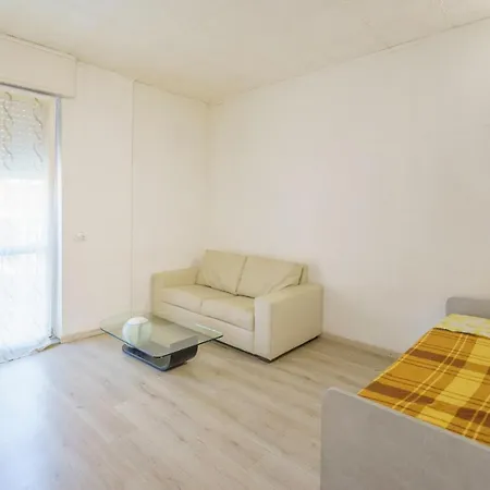 The Orange Housing In شقة