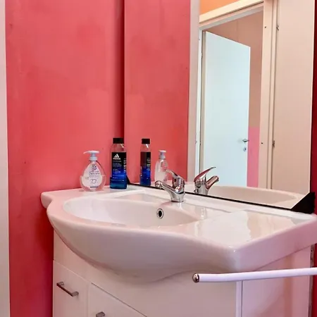 شقة The Orange Housing In كومو